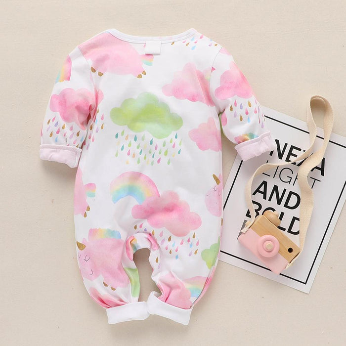 Vestiti interi per neonati con nuvole colorate