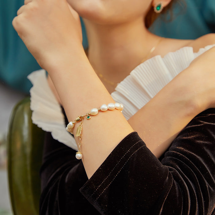 Gioielli di lusso con bracciale in perle naturali con zirconi