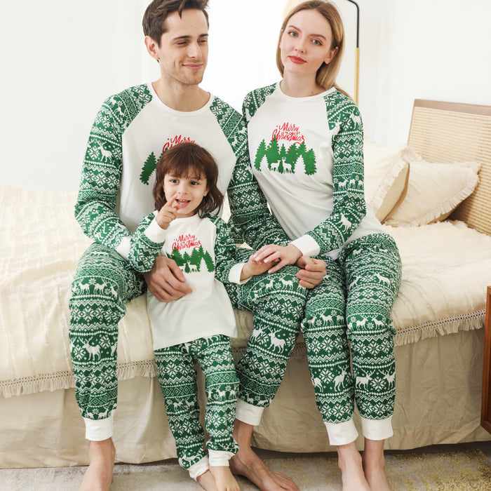 Conjunto de família de Natal para pais e filhos com gola redonda impressa e cor correspondente